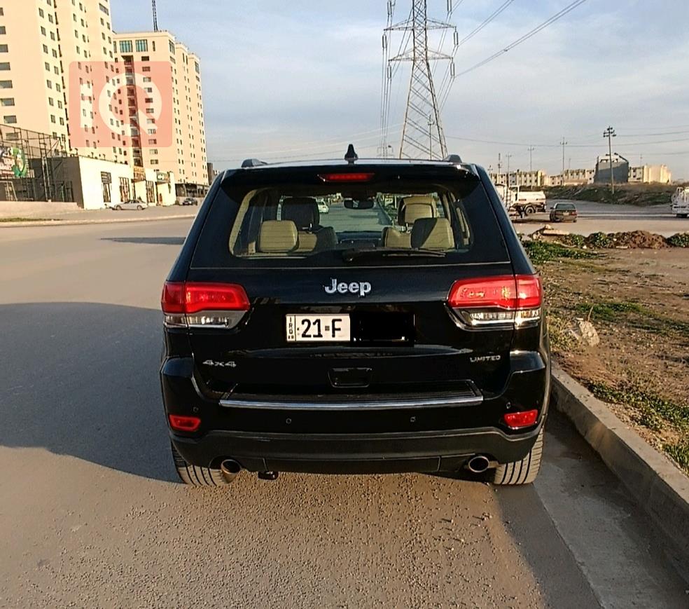 جیپ گراند شیرۆکی